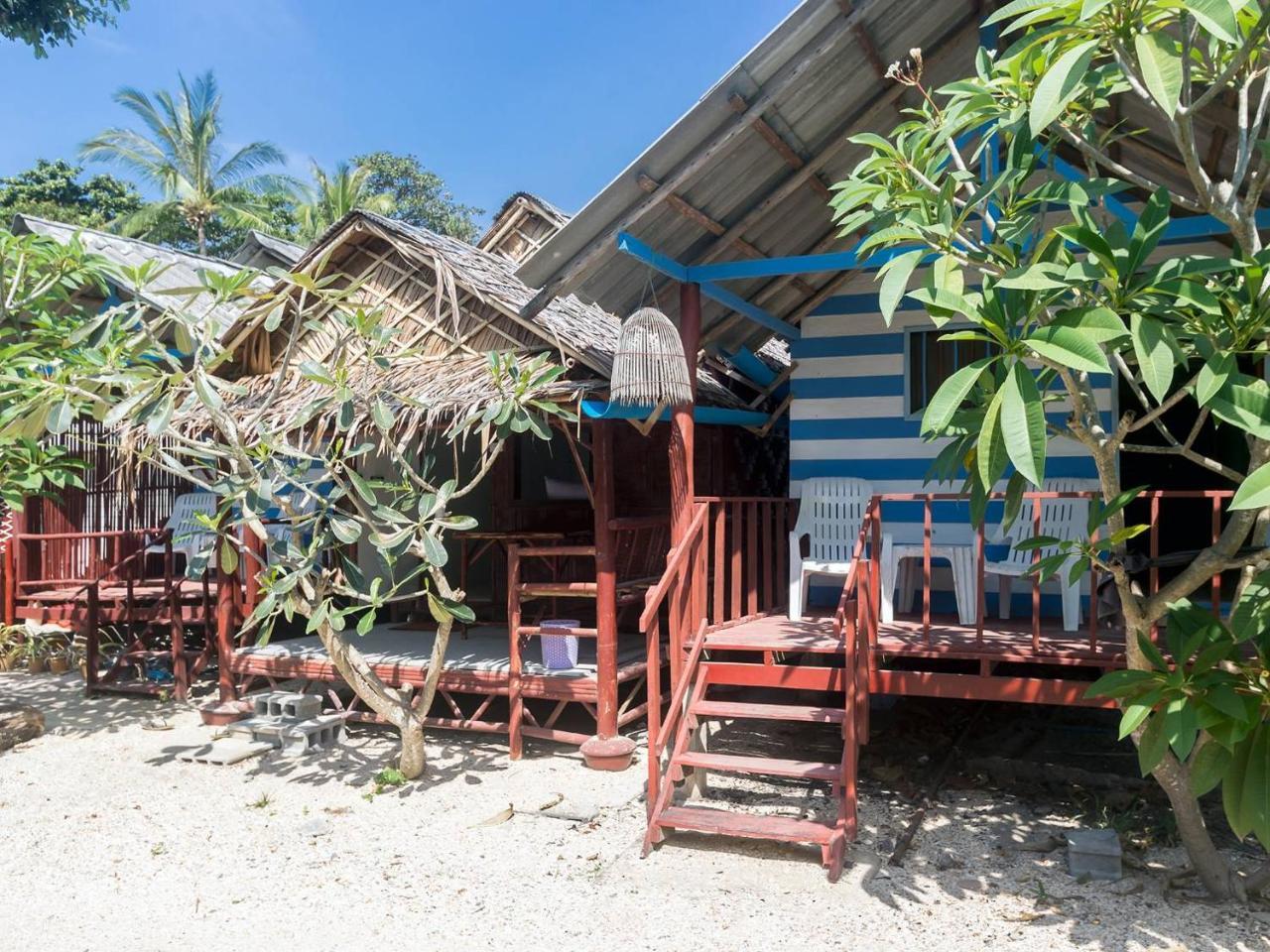 On The Beach Hotel Ko Lanta Exterior foto